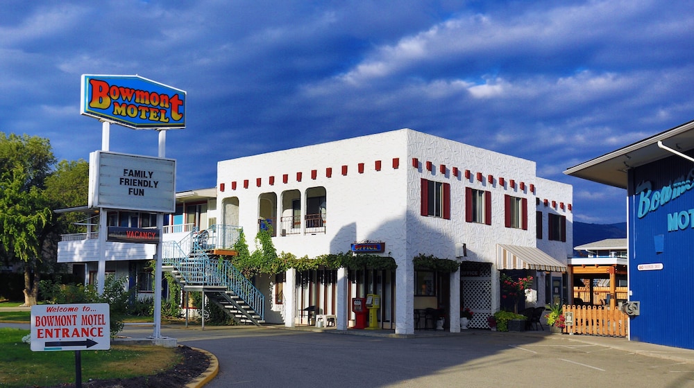 Bowmont Motel in Penticton, Canada