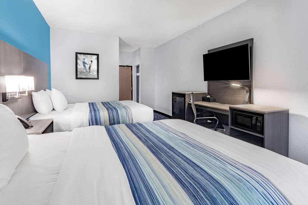 AmericInn by Wyndham Quincy - photo 21
