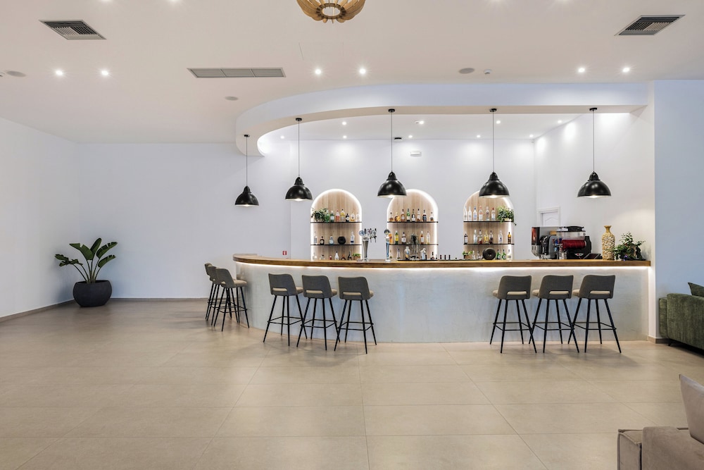 מזון ומשקאות