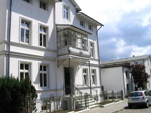 Villa Elfriede — 4-Star Luxury Hotel in Sassnitz, Germany