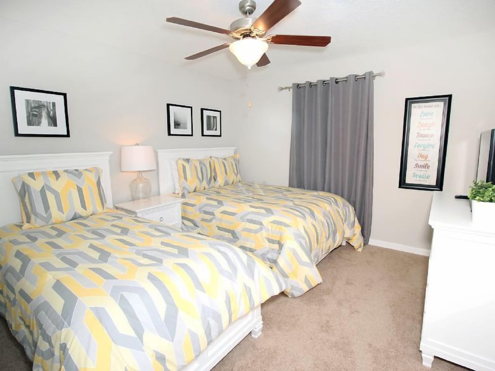 Fv62887 Paradise Palms 4 Bed 3.5 Baths Townhome - photo 6