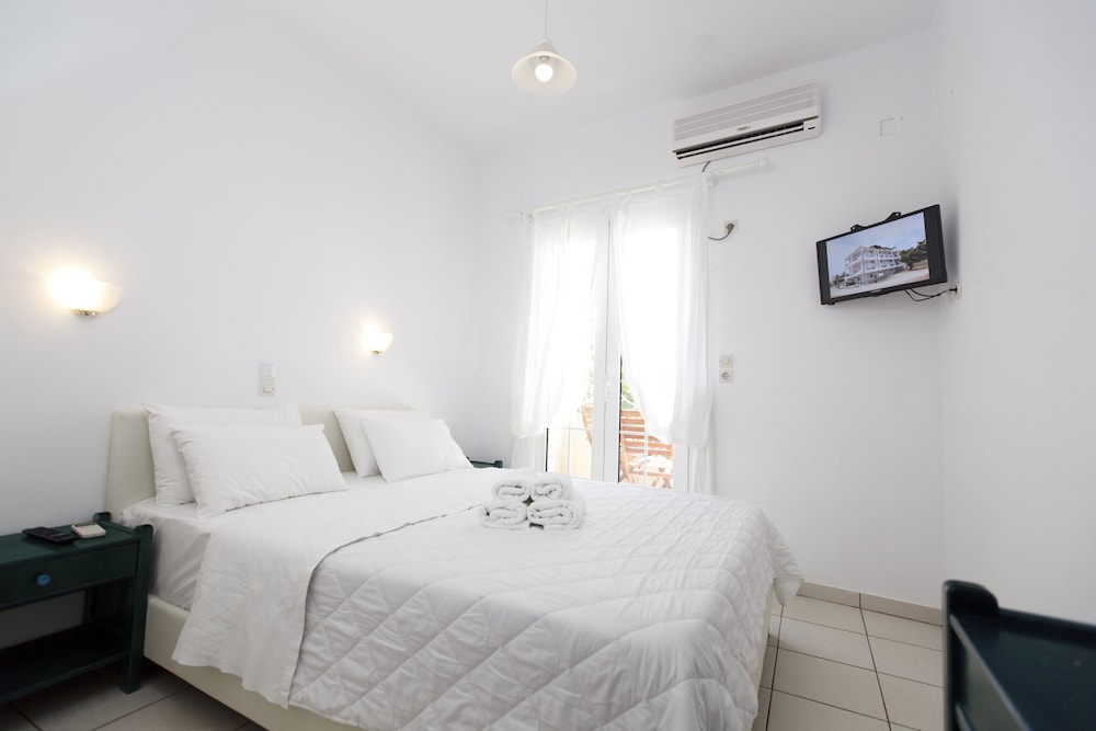 Kontogoni Rooms — Unknown City — photo 4