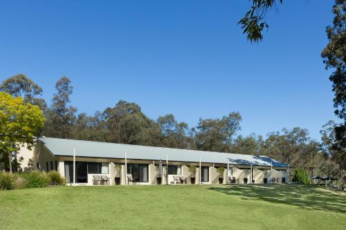 Nu Leaf Retreat — 4-Star Luxury Hotel in Pokolbin, Australia