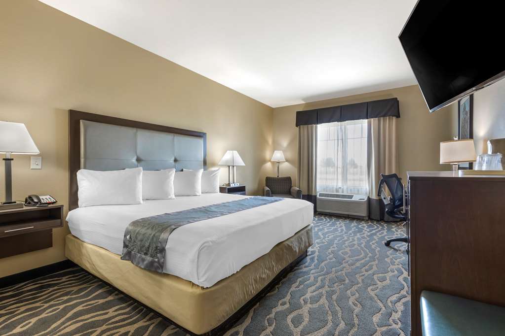 Best Western Plus Fort Stockton Hotel - photo 2