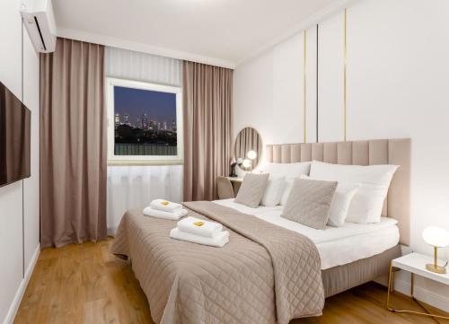 Warsaw View Prestige Apartment — 4-Star Luxury Hotel in Warsaw, Poland