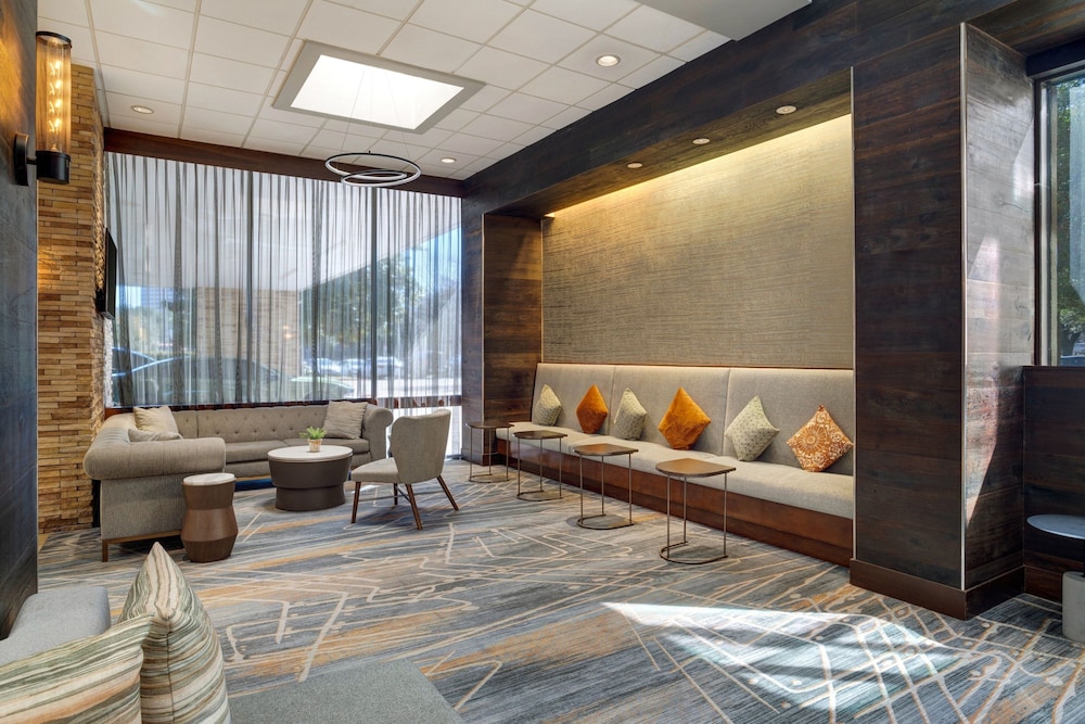 Houston Marriott North - photo 2