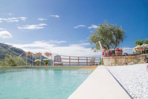 Podere Scoglio D'oro - carbon neutral hotel in Pescia