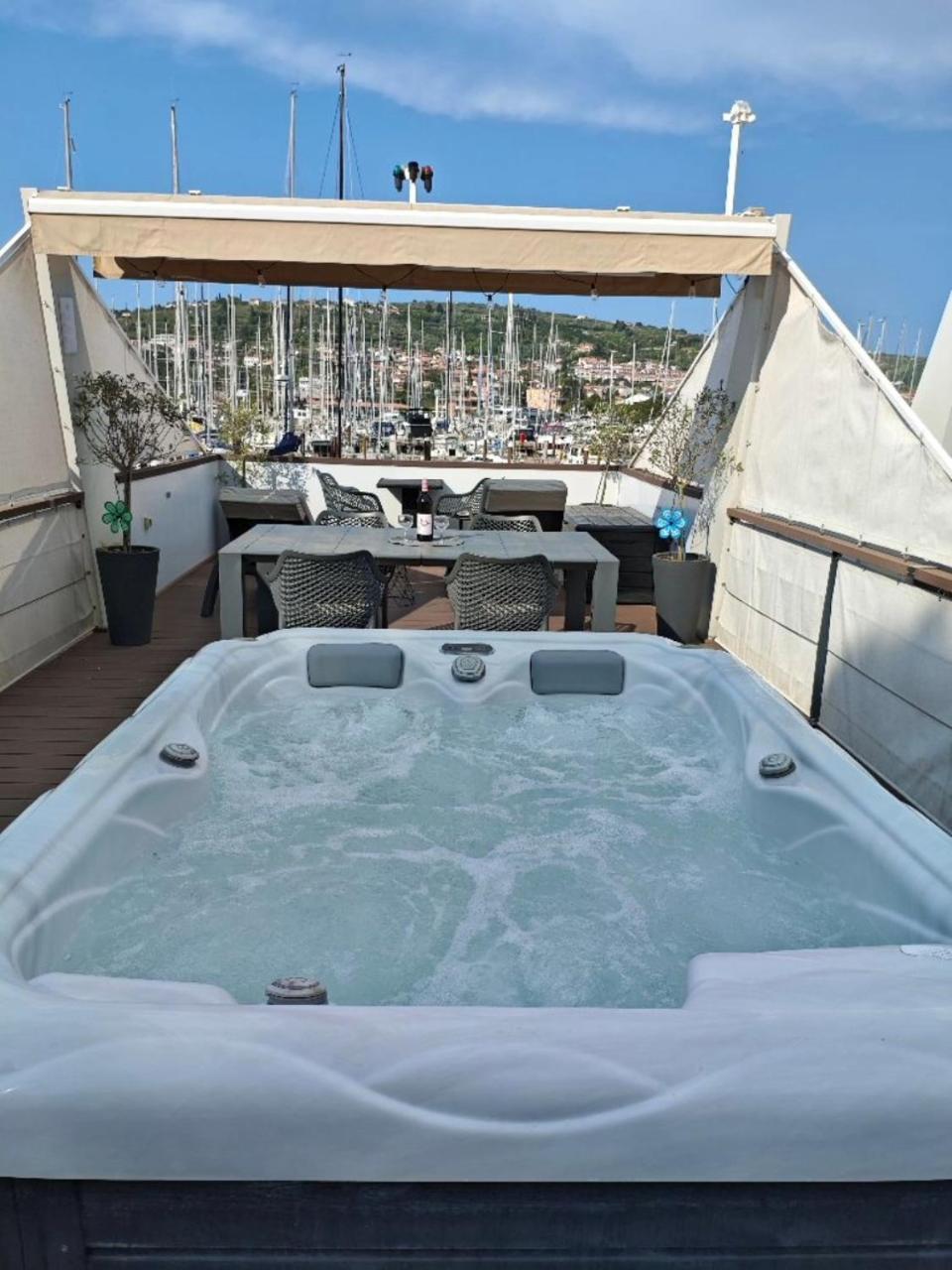 Floating House Sunset — 4-Star Luxury Hotel in Portoroz, Slovenia