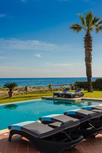 Villa Sunset — 4-Star Luxury Hotel in Argostolion, Greece
