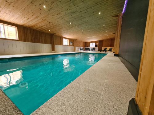 Ash Cottage — 4-Star Luxury Hotel in Hope, United Kingdom