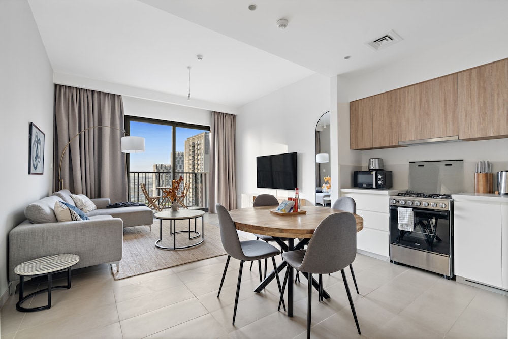Silkhaus Executive Residences Dubai Hills — 4-Star Luxury Hotel in Dubai, United Arab Emirates