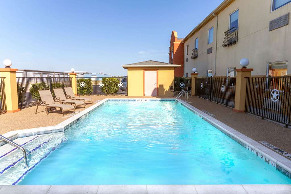 Lone Star Inn & Suites - photo 14
