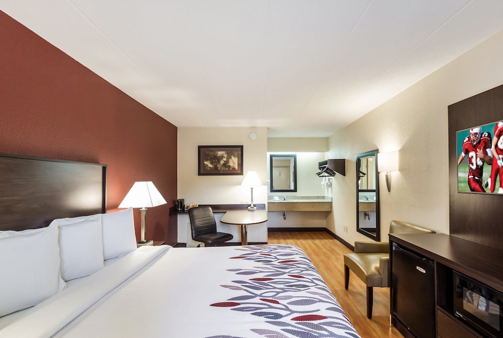 Red Roof Inn Milwaukee Airport Oak Creek - photo 10