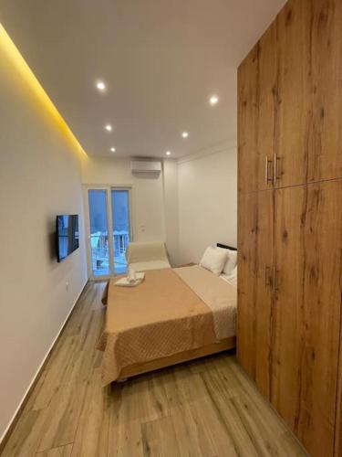 Pagrati Brand new luxury central studio — 4-Star Luxury Hotel in Athens, Greece