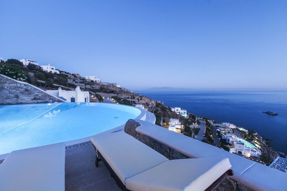 Lazaros — 4-Star Luxury Hotel in Mykonos, Greece