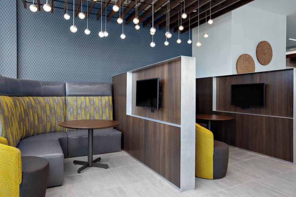 Courtyard by Marriott Knoxville Downtown - photo 17