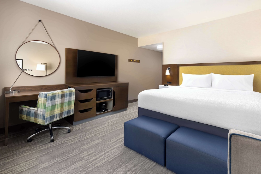 Hampton Inn Oakhurst Yosemite - photo 10