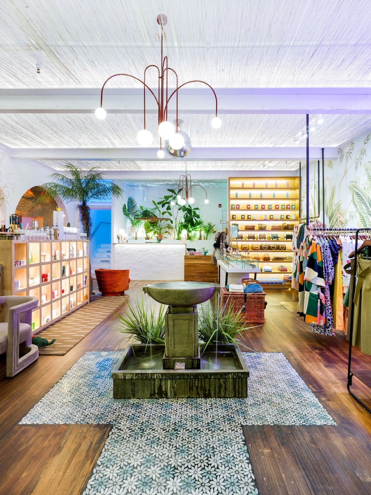 American Beech Hotel - photo 2