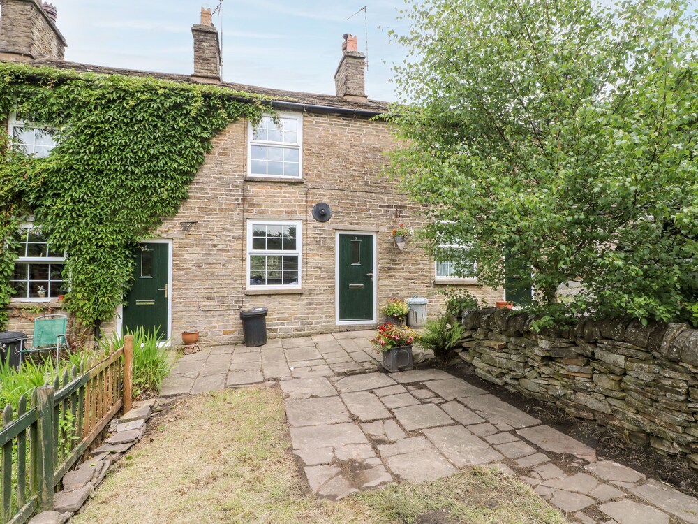 3 Higher Lane in Macclesfield, United Kingdom