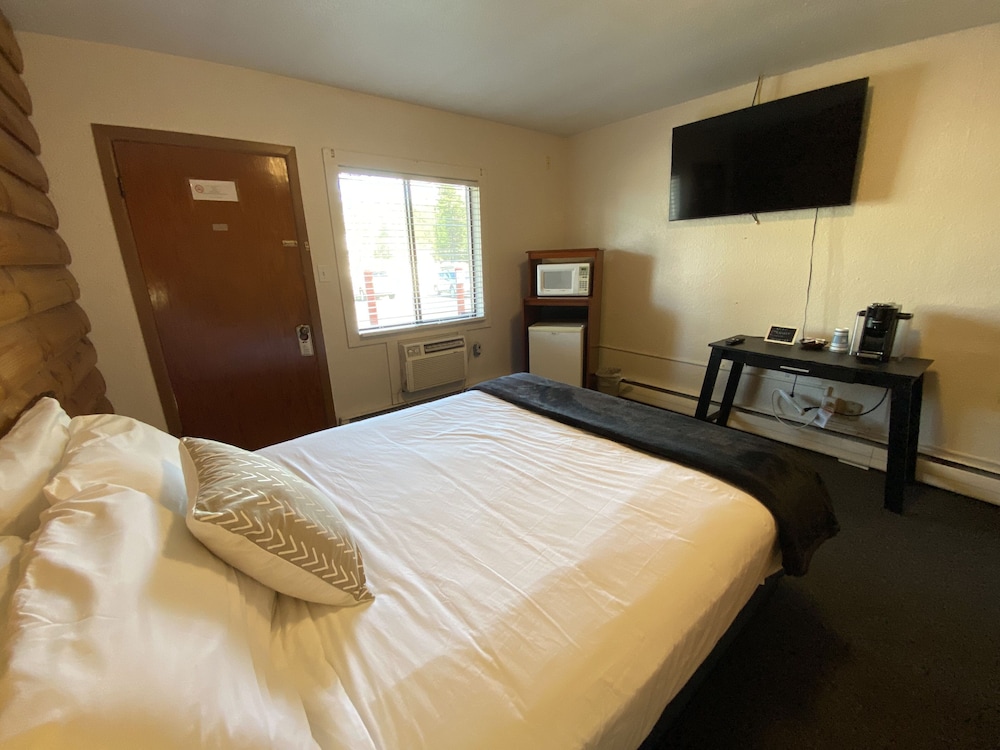 Columbia Point Resort - photo 19