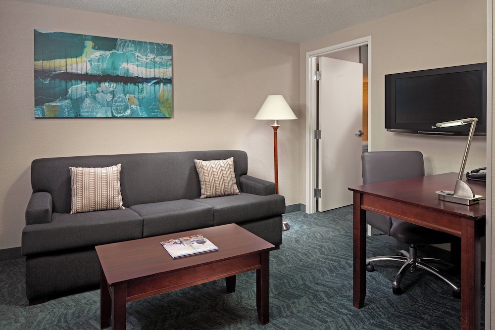 Springhill Suites Marriott Baltimore Downtown Inner Harbor - photo 15