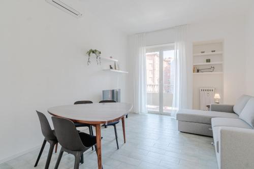 GuestHost Lovely Flat X6 in Santa Rita — 4-Star Luxury Hotel in Turin, Italy