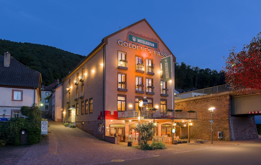 Hotel Goldenes Fass — hotel in Freudenberg