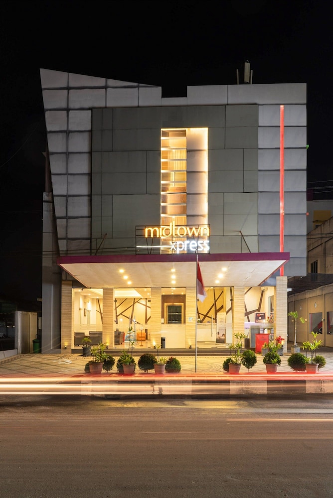 Midtown Xpress Sampit Kalimantan Tengah — hotel in Sampit