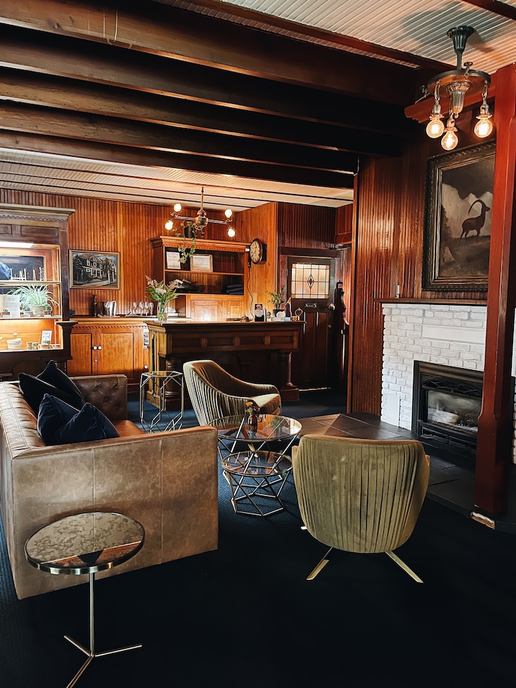 Shelburne Hotel - photo 3
