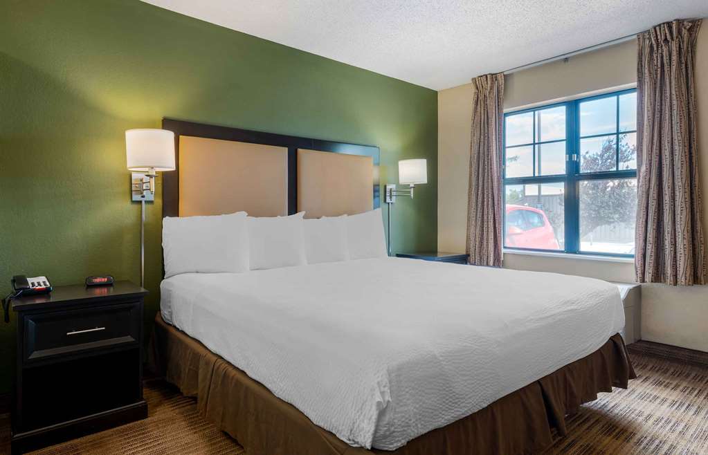 Extended Stay America Suites Chicago Gurnee - photo 19