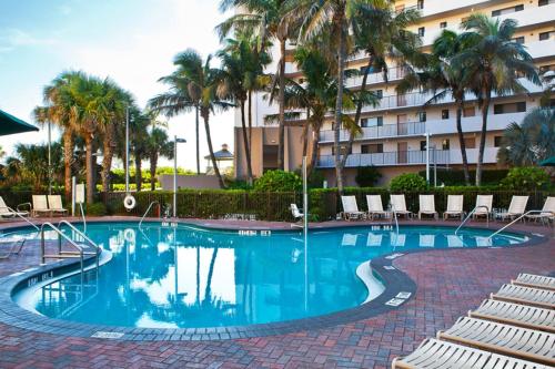 Spectacular 2bd Vacation Condo In Pristine Treasure Cove Resort Amenities Pools Games Ping Pong — Jensen Beach