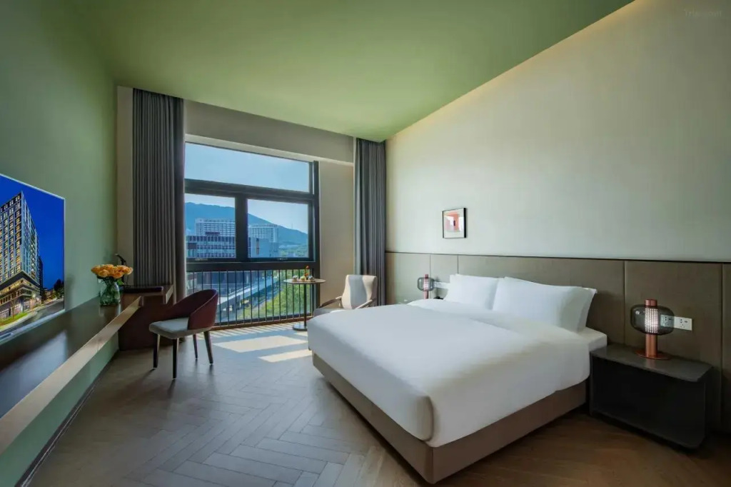 Shenzhen Technology University 1034 Hotel — 4-Star Luxury Hotel in Shenzhen, People's Republic of China