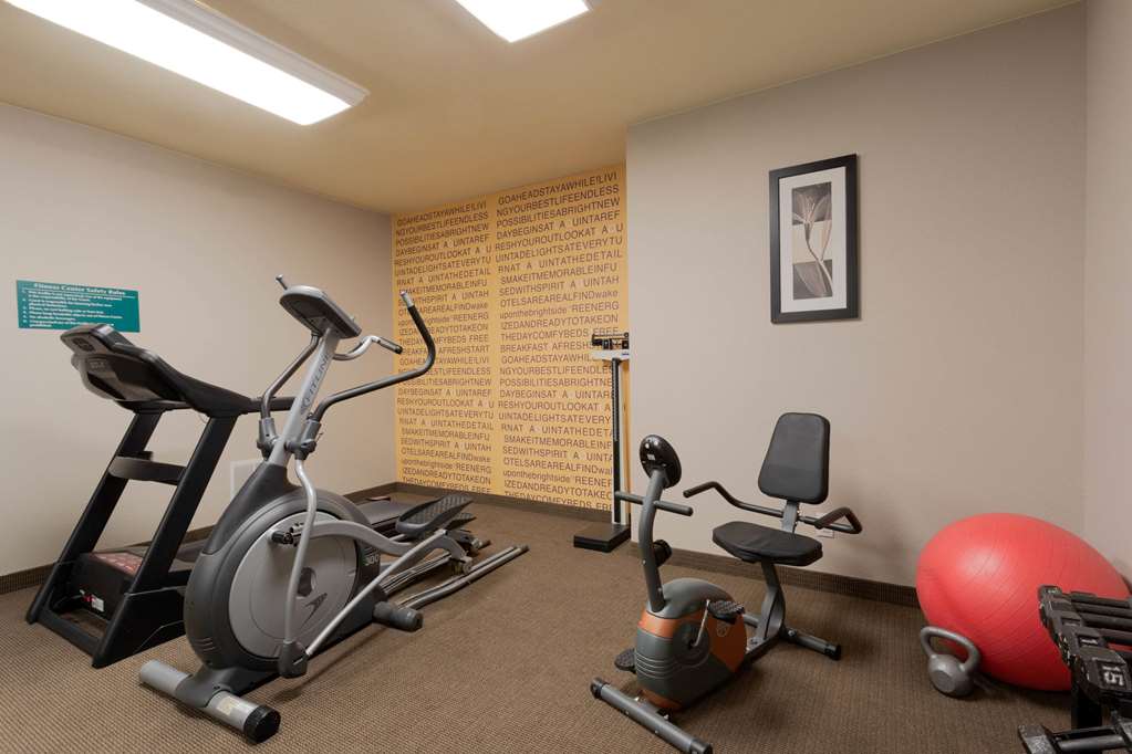 Baymont by Wyndham Henderson Northeast Denver - photo 11
