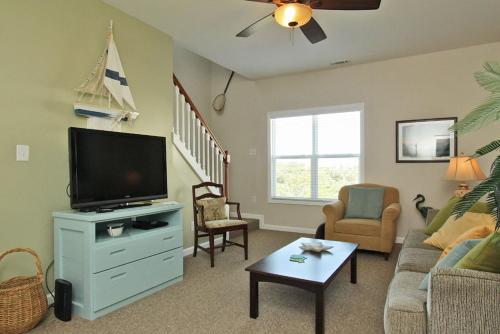 This Is It by Oak Island Accommodations - photo 19