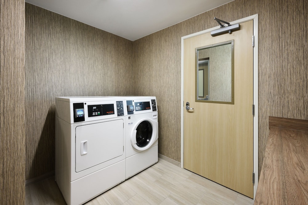 SpringHill Suites by Marriott Dothan - photo 17