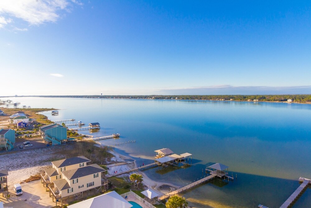 Lagoon Tower by Luxury Gulf Rentals - photo 11