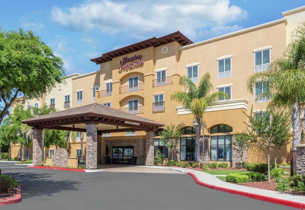 Hampton Inn & Suites Lodi - featured photo