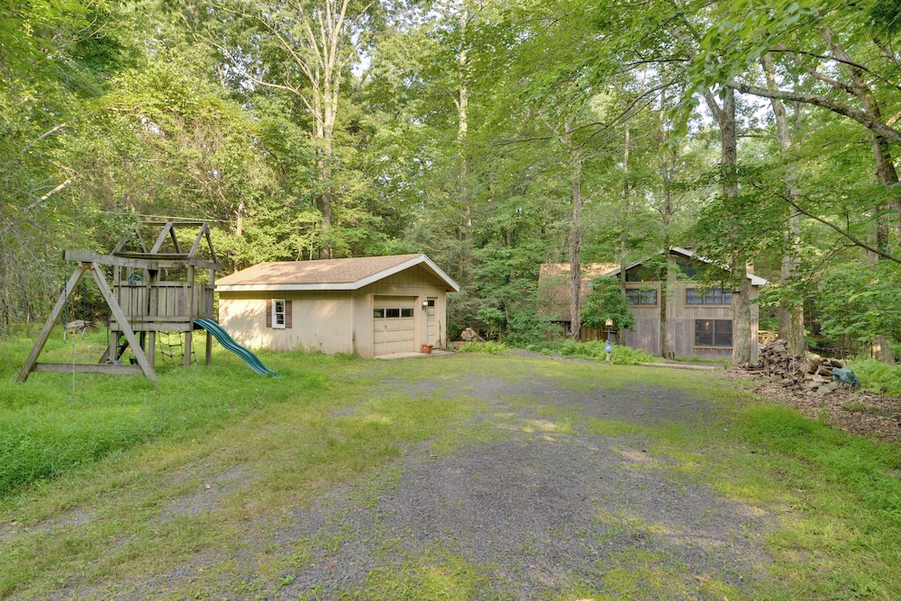 Secluded Stroudsburg Home 5 Mi To Ski Resort - photo 13