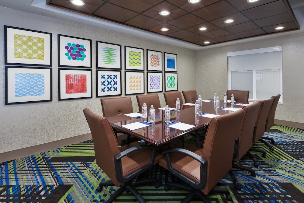 Holiday Inn Express & Suites Dayton South Franklin by IHG - photo 33