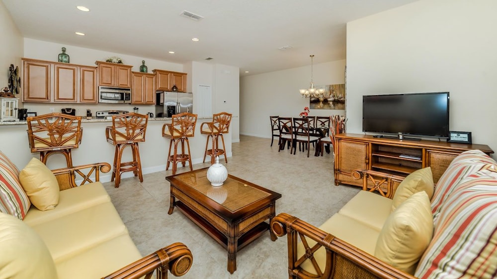 Grhcup8946 Paradise Palms Resort 4 Bed 3 Baths Townhouse - photo 2