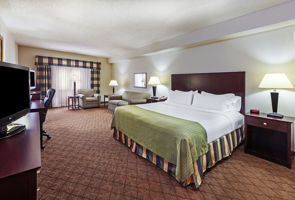Holiday Inn Springdale Fayetteville Area by IHG - photo 20