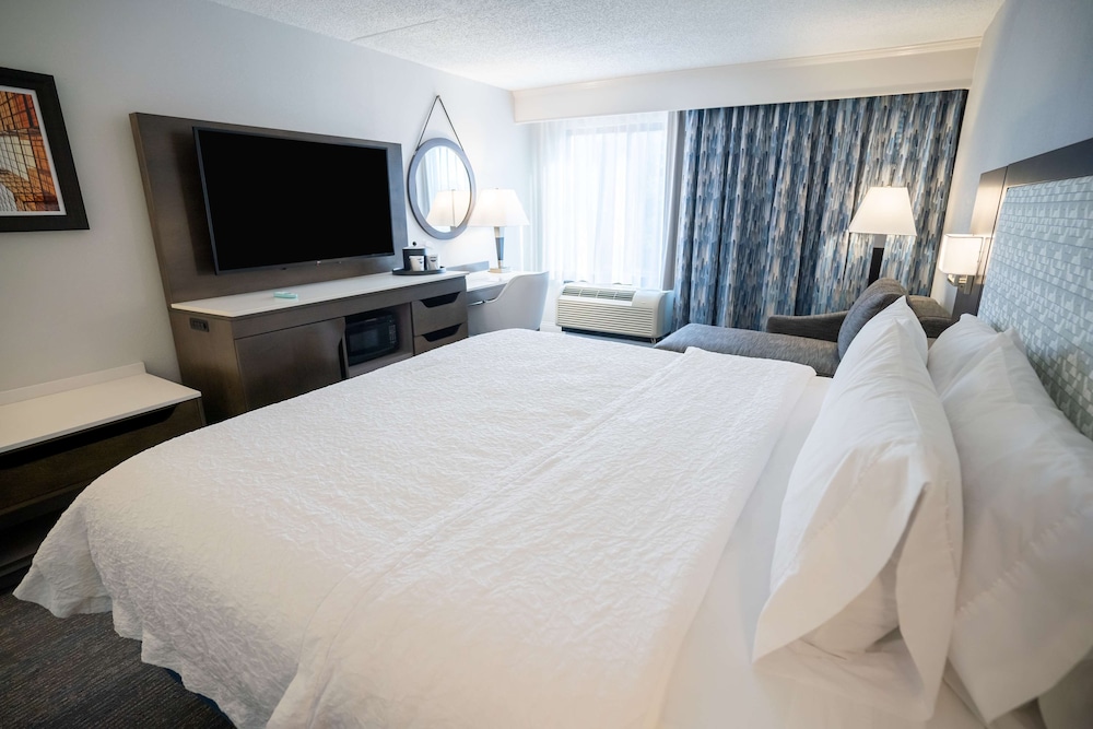 Hampton Inn & Suites Fairfield - photo 25