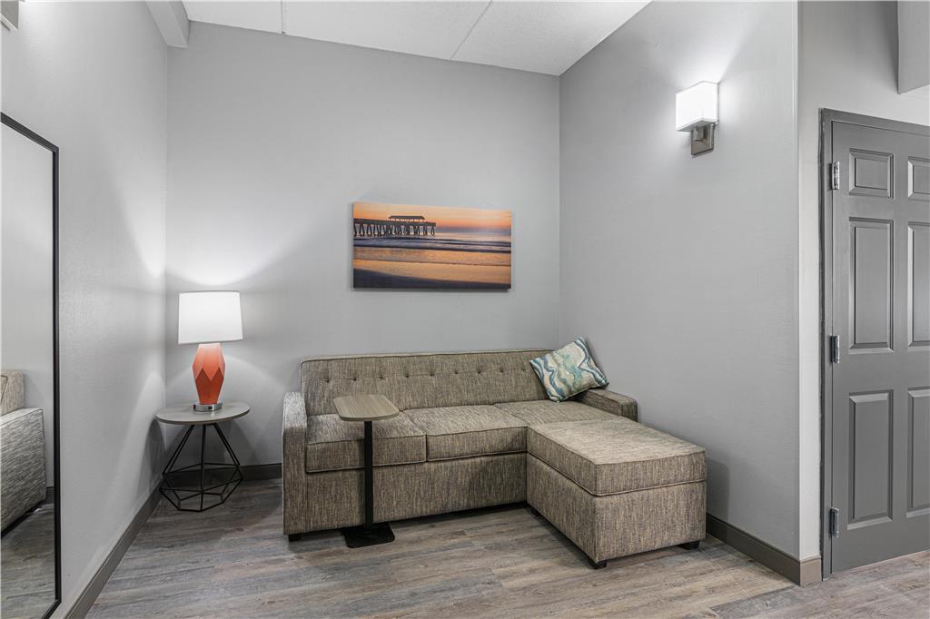 Best Western Plus Savannah Gateway - photo 22