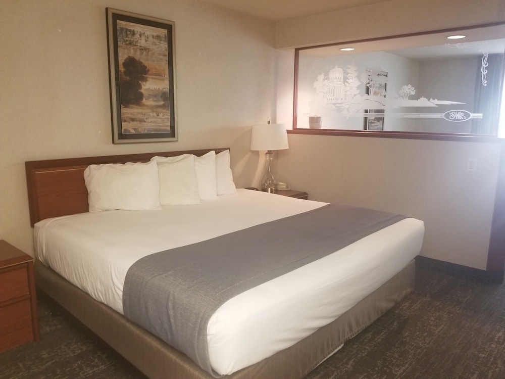 Shilo Inn Suites Salem - photo 8