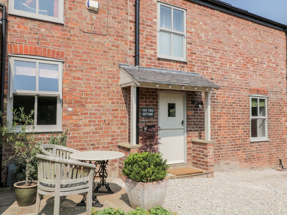 Yew Tree Cottage — 4-Star Luxury Hotel in York, United Kingdom
