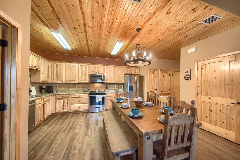Old Mills Resort OM A6 3 Bedroom Condo by RedAwning - photo 9