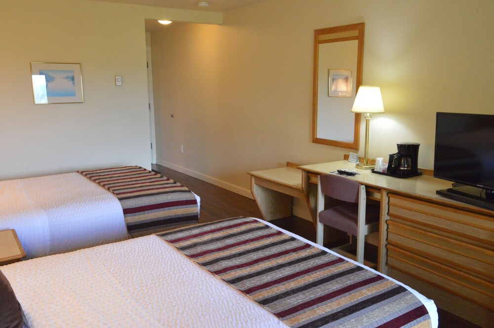 Astoria Crest Motel - photo 42