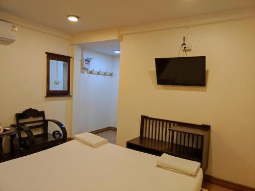 Erawan in in Mae Sot, Thailand