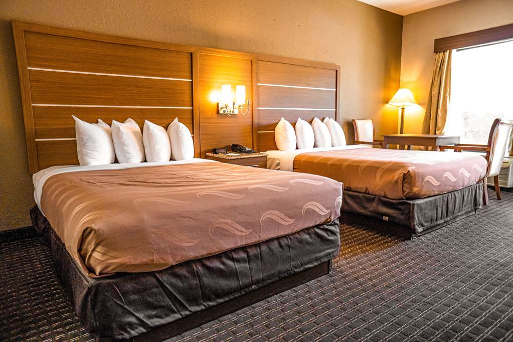Quality Inn & Suites near Six Flags Austell - photo 18