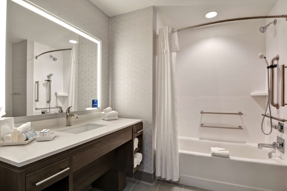 Home2 Suites by Hilton Savannah Midtown GA - photo 23